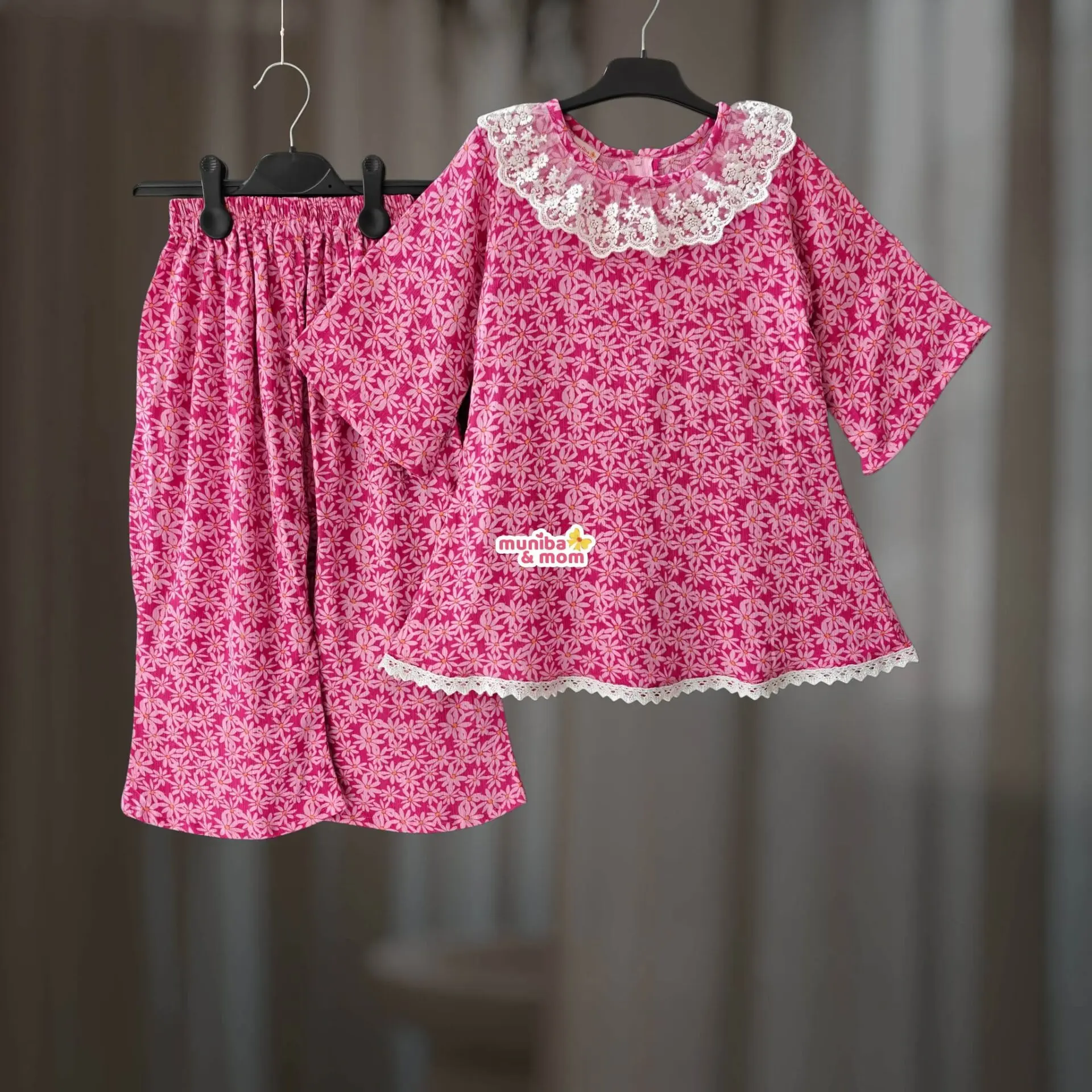 Swiss Daisy Floral Top-Set SW3T1