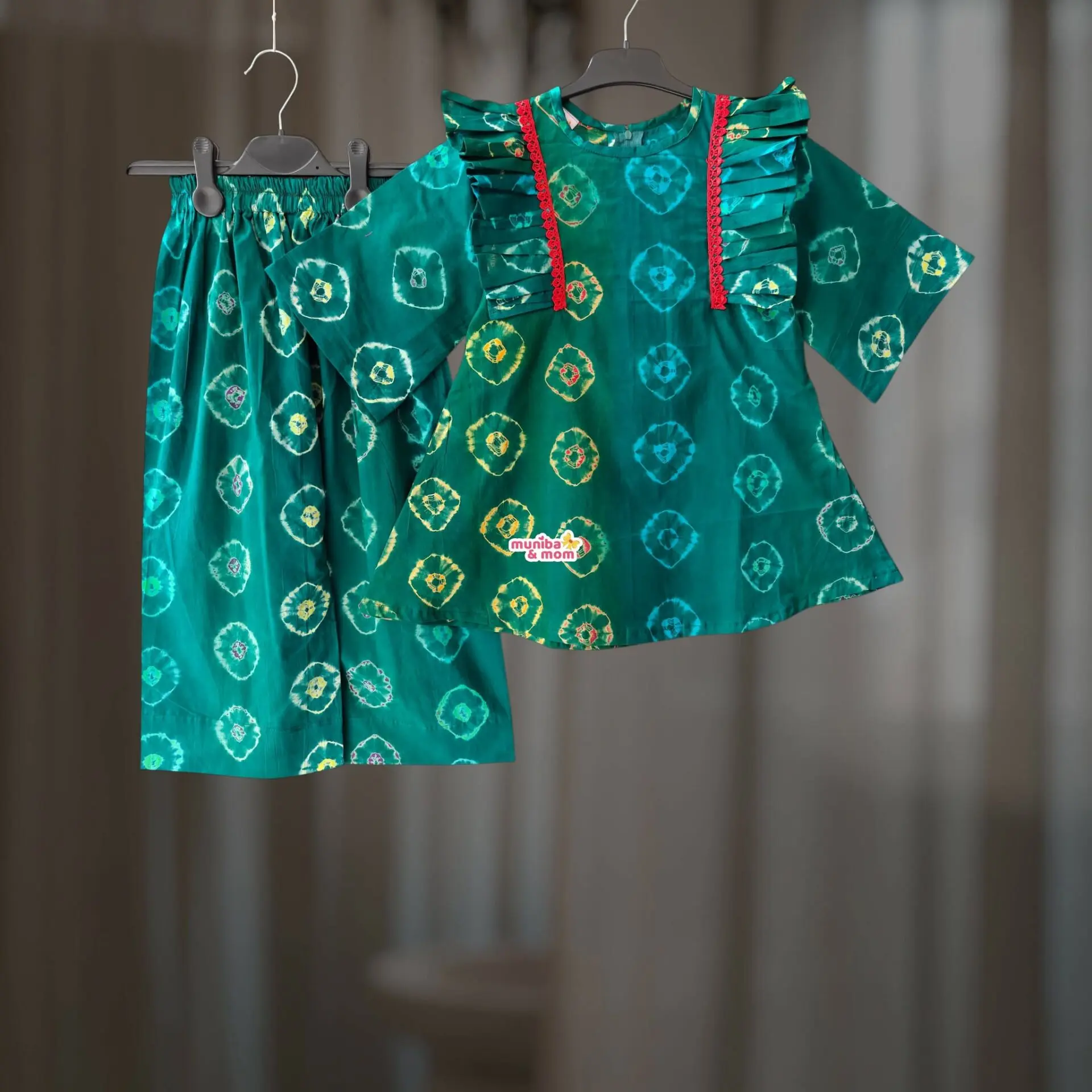 Green Tie-Dye (Batik) Top-pant set PC197T1