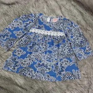 Powder blue linen top M22xT23
